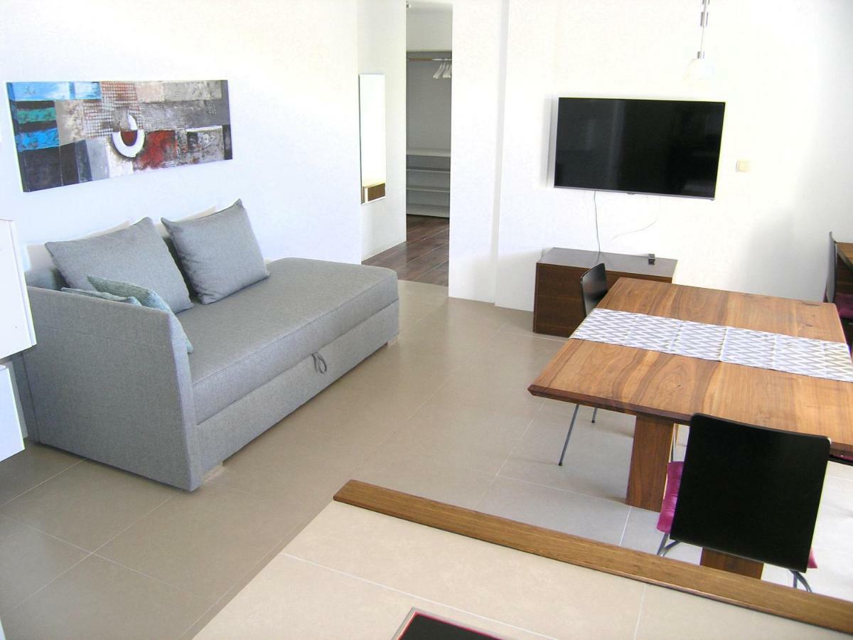 Apartman Kucer Кърк Екстериор снимка