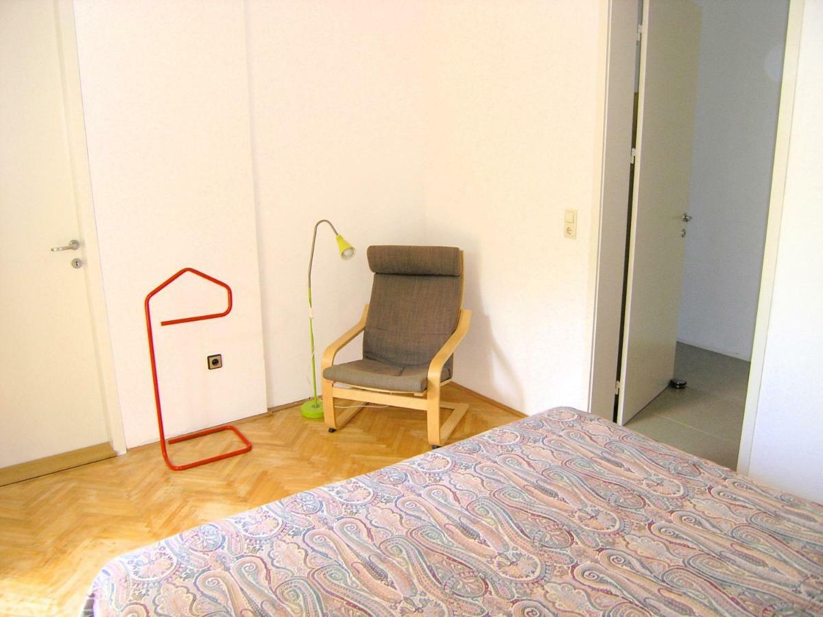 Apartman Kucer Кърк Екстериор снимка